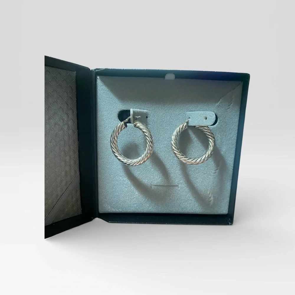 Elegant Vintage Italian 925 Sterling Silver Twisted Hoop
